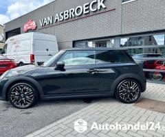 New Mini Cooper C Favoured Trim FULL OPTION - 3